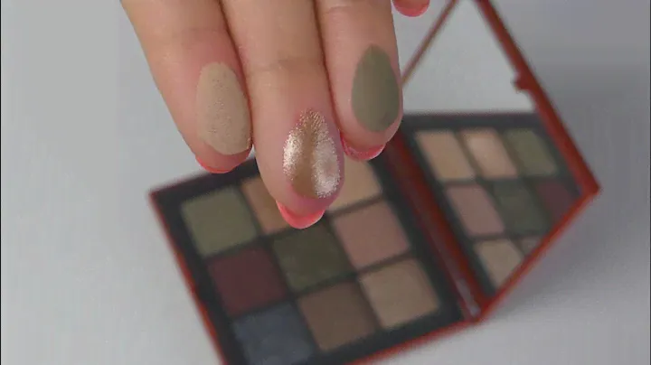 Swatches NARS CLIMAX PALETTE