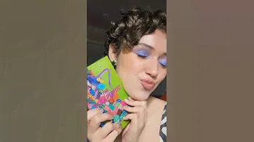 Trying kaleidos makeup 💜👾 (escape pod palette) #asmr #softspoken #eyeshadow