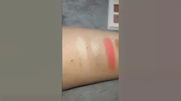 Essence Blooming Bright Limited Edition,  Eyeshadow Blushlighter Swatches