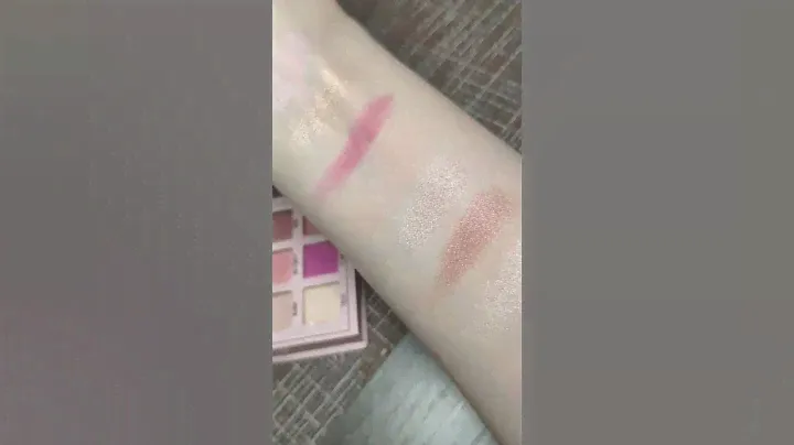 Makeup Obsession Палетка теней для век Pretty in pink.