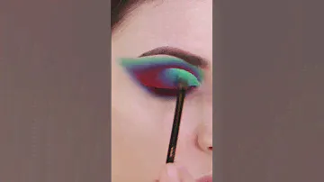 BLENDING EYESHADOW mini tutorial #makeup #eyemakeup #eyeshadow #makeuptutorial #makeupvideo