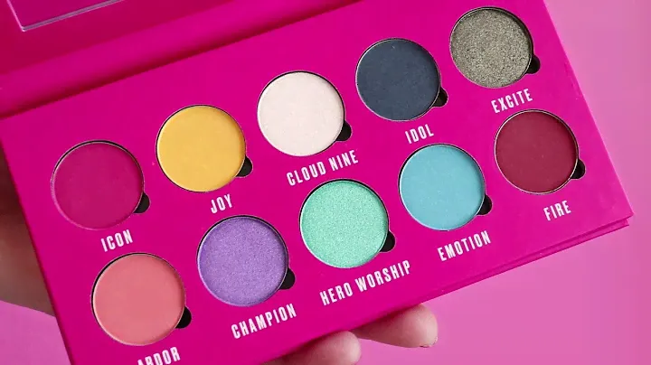 Makeup Obsession -  Be Crazy About Eyeshadow Palette