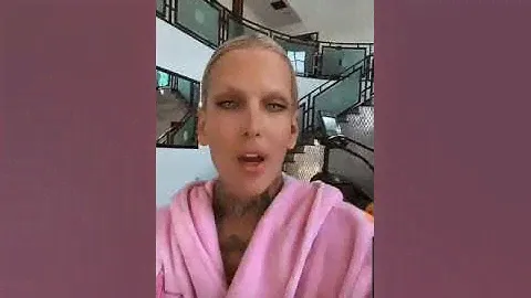 JEFFREE STAR 🌟  Production issues with the mini orgy palette!!!! #SNAPCHAT
