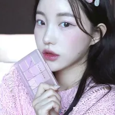WAKEMAKE Soft Blurring Eye Palette