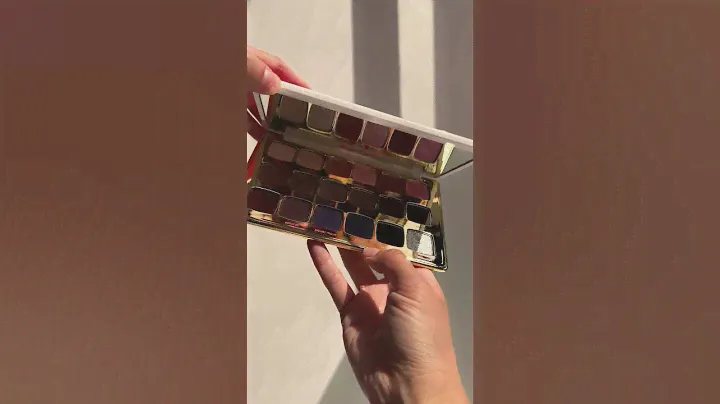 Boost your eye color & your confidence with the NEW big ego™ eyeshadow palette!