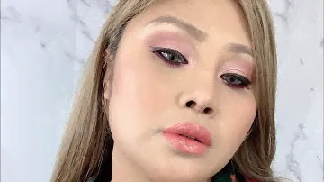 Kylie Jenner Powder Palette Makeup tutorial