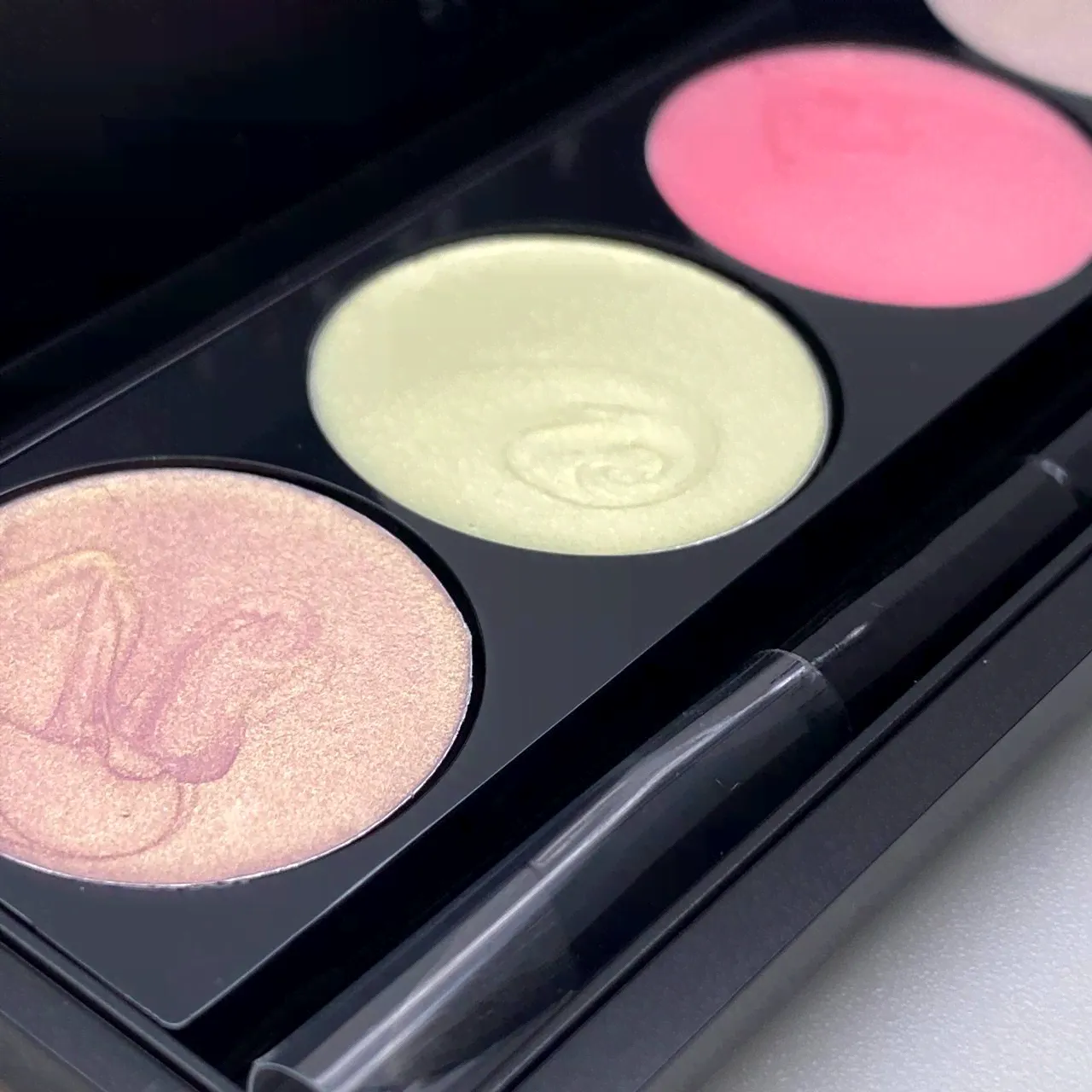 Гель-лак Palette 06 (Pearl) SOLAlove, 10гр-4