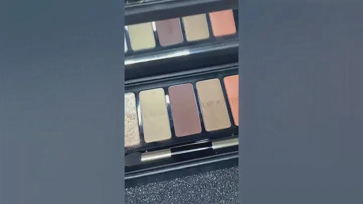 Dior Limited edition Ècrin couture Iconic palette