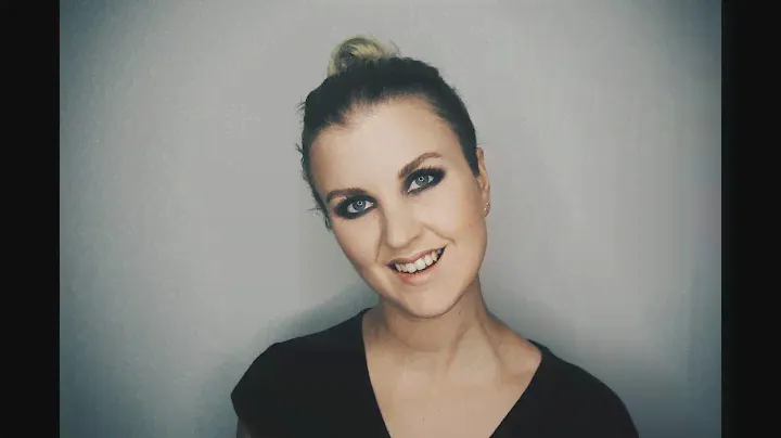 SMOKEY EYES WITH DIOR EYE REVIVER