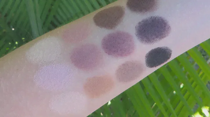 Flash Beauty: Tartelette Palette Swatches & Photos