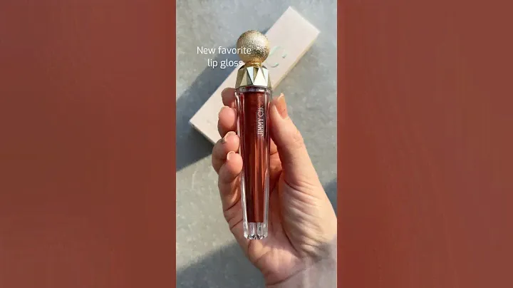 Best winter lip gloss shade? Yes according to me #jimmychoo