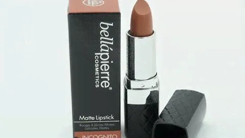 Review - Bellapierre Cosmetics Matte Lipstick in Incognito