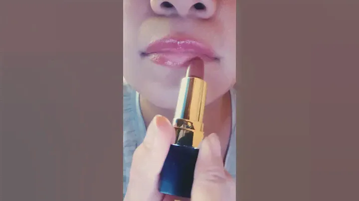 Bellápierre Cosmetics Lipstick.Shade: envy #bellápierre #lipstick #lips #nyx #lipcombo #makeupshorts