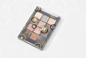 Vivienne Sabo Палетка теней Eyeshadow Palette "Surnaturel" (12 тонов)