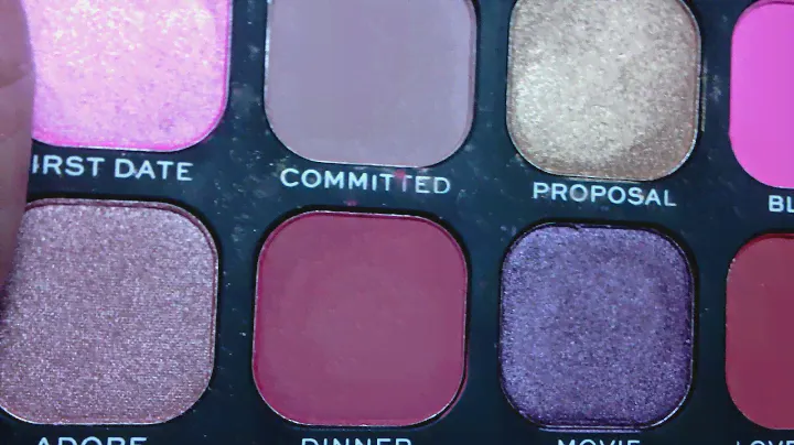 Revolution: forever flawless unconditional love eyeshadow palette