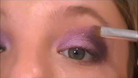 Alice In Wonderland Palette: Purple Inspired Eye Tutorial