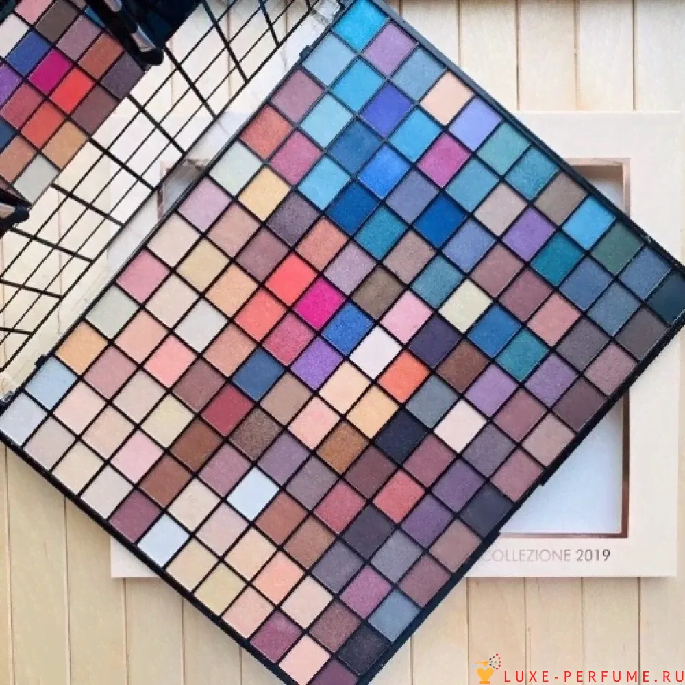 Палетка теней Makeup Revolution Ultimate 144 Eyeshadow Palette Matte