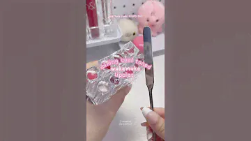 mixing together all my cool toned wakemake lippies! 🤍 #makeup #kbeauty #wonyoung #lipgloss #blush