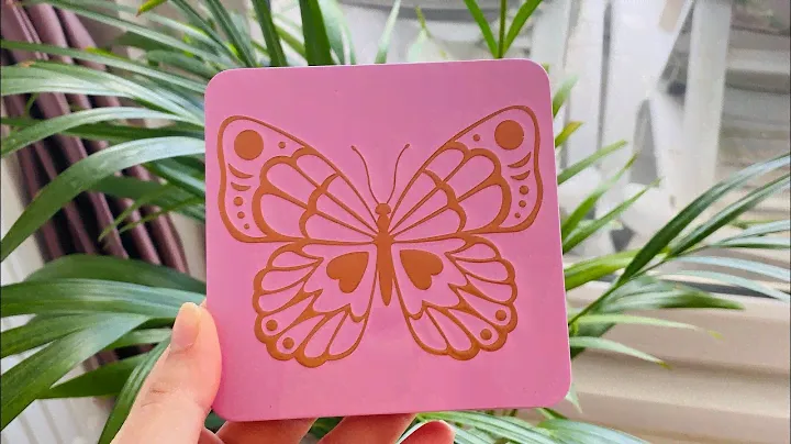 Paletteki  Lila renk tam bir AŞK😍😍I heart REVOLUTİON butterfly 🦋