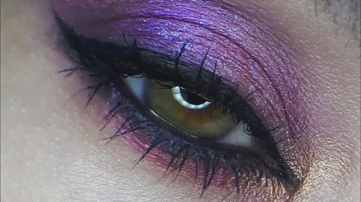 Свотчи глаз и тест Sephora Pocket Palette в сливовых тонах