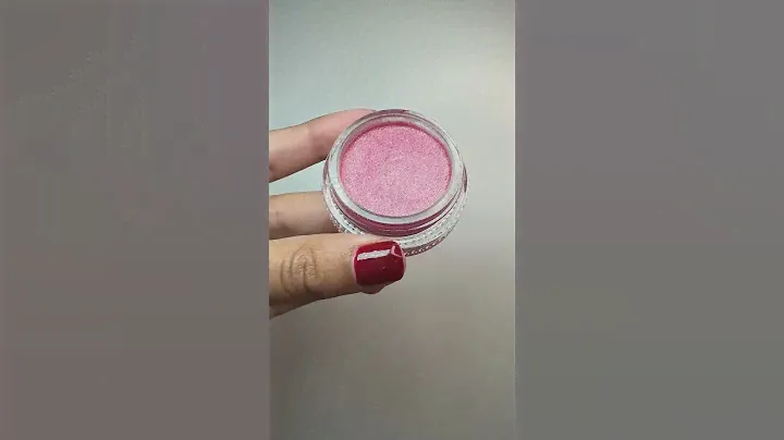 Get a flawless look with our creamy eyeshadow! 🌟