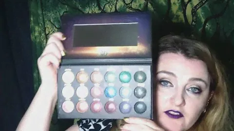 BH Cosmetics - Supernova Eyeshadow Palette - Swatches & Impressions