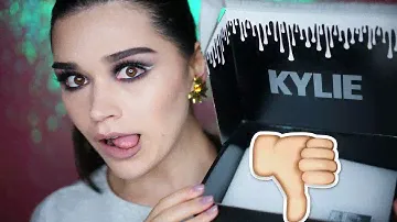 KYLIE  Kyshadow Holiday Palette and Cream shadow  tutorial and review