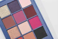 Vivienne Sabo Палетка теней Eyeshadow Palette "Les planetes" (12 тонов)