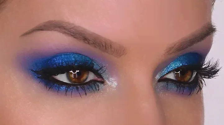 Tropical Blues & Peach Makeup | Natasha Denona Tropic Palette | Shonagh Scott