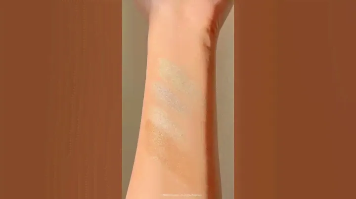 DIOR Backstage Glow Face Palette 002  DiorBackstage Custom Eye Palette 001