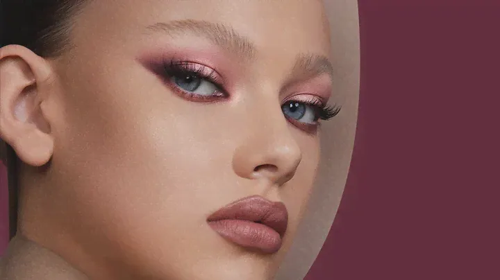 How-To Tutorial: Striking, Rosy Cat Eye Makeup - RETRO Eyeshadow Palette | Natasha Denona Makeup