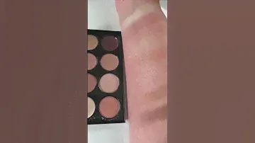 NEW BOBBI BROWN HOLIDAY DAY & LIGHT EYESHADOW PALETTE