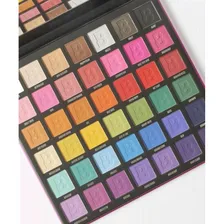 Палетка теней Beauty Bay Bright Matte 42 Colors Palette