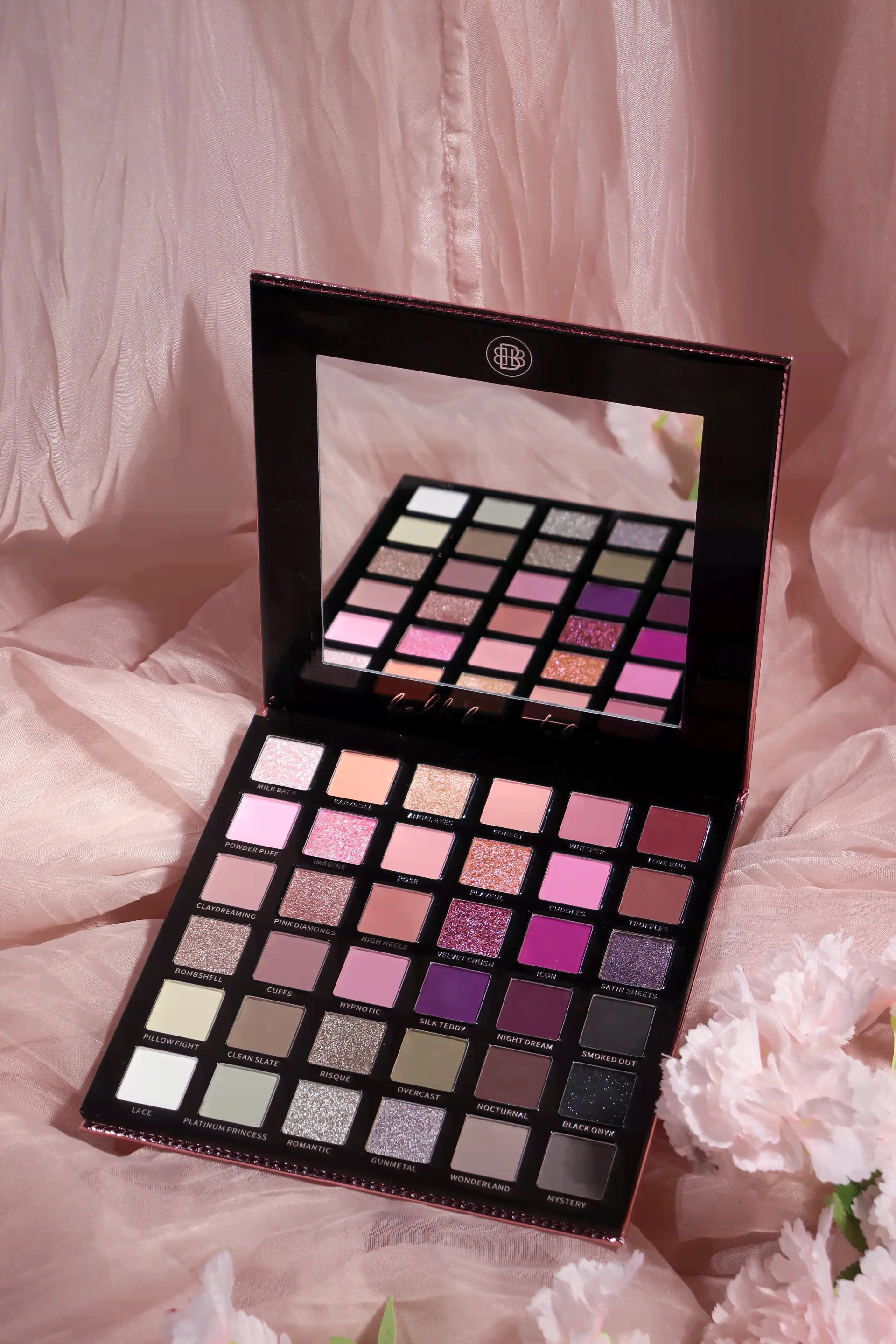 Smokey Glam Eyeshadow and Pressed Pigment Palette-0