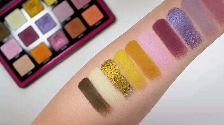 Natasha Denona Triochrome Palette Live Swatches