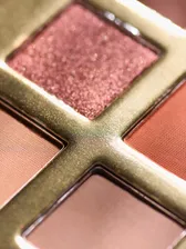Палетка теней для век Fall In Colours Eyeshadow Palette