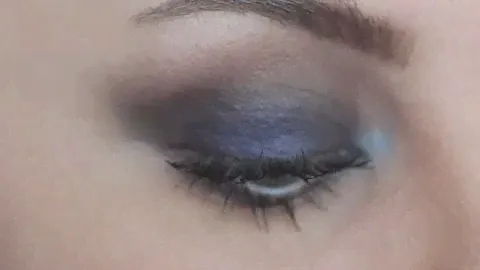 Navy Smokey Eye | Chi Chi Taupes Palette | Ellie Binns