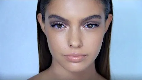 The Best Holiday Makeup Tutorial You Can Try This Year | NATASHA DENONA BEAUTY