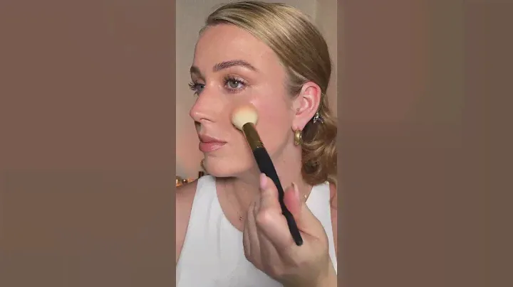 Blush + highlighter! 😍 @charlottebirdx ❤️