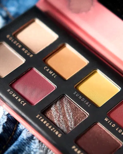 Lidschatten-Palette - Catrice Pro Desert Romance Slim Eyeshadow Palette 010-4
