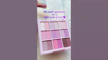 Trying the 🍓🫐Berry Smoothie palette from dasique.