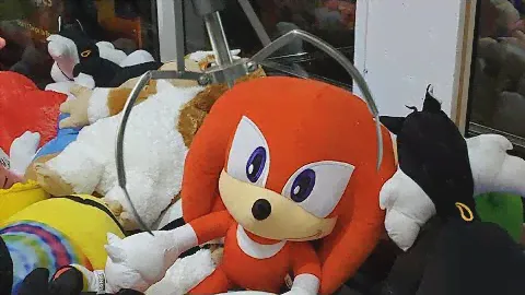Sonic the Hedgehog Thicc Toy Factory Knuckles Review (Won from the Claw Machine at Reno Peppermill)