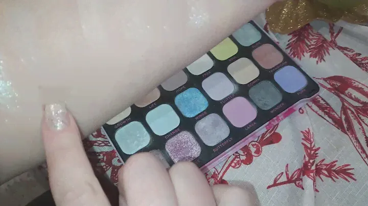 REVOLUTION SHADOW PALETTE FOREVER FLAWLESS soft butterfly 🦋