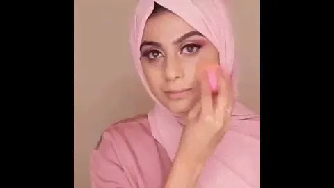 Тень от HUDA BEAUTY