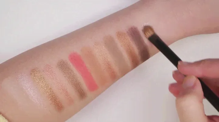 Anastasia Beverly Hills Sultry Palette SWATCHES