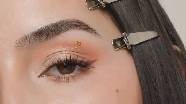 Soft Spring Eyeshadow look with Colourpop Wild Nothing Palette