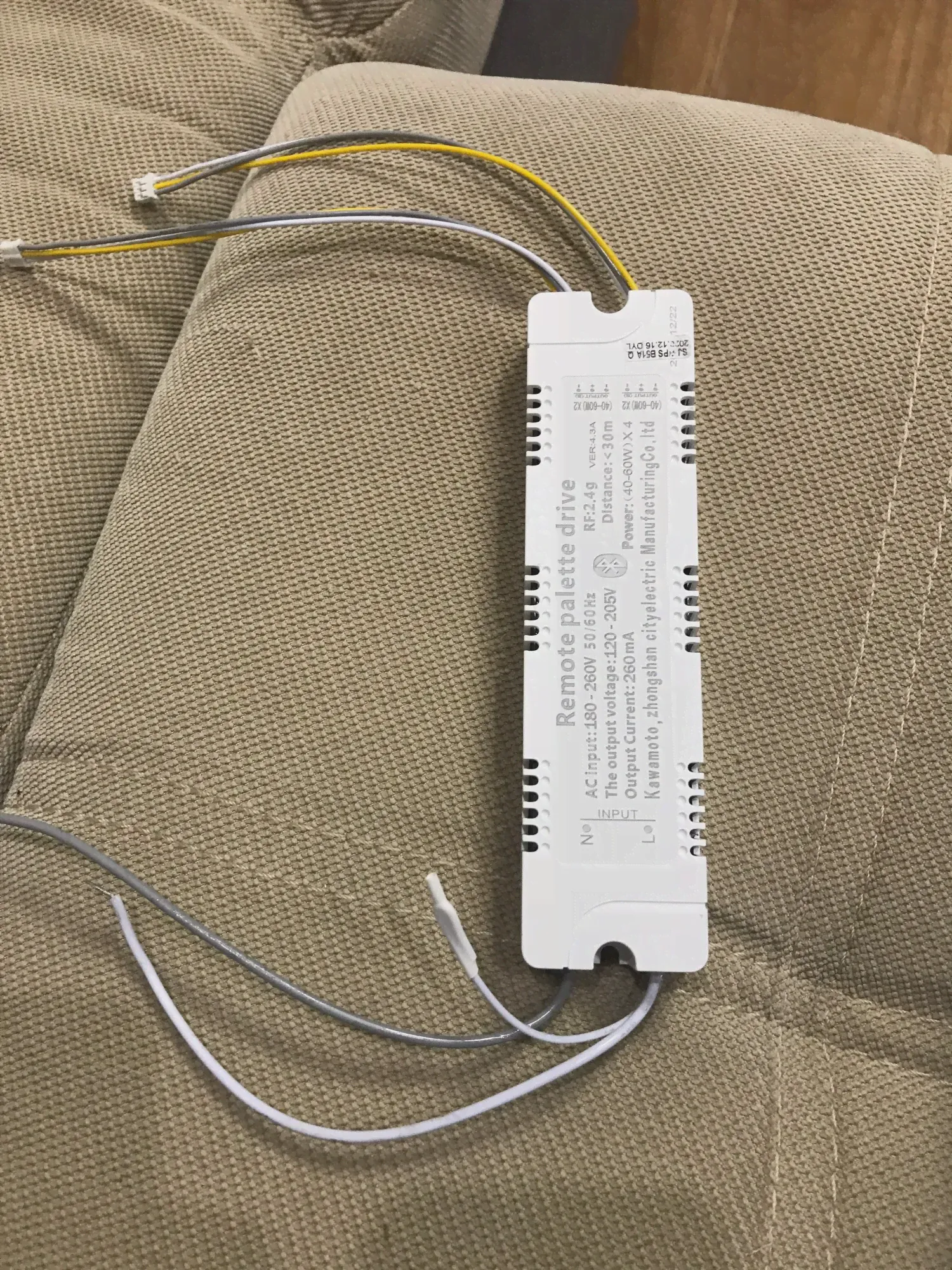 🛍 RF 2,4G Remote palette drive phone APP control СВЕТОДИОДНЫЙ driver (20-40 Вт) X4 (40-60 Вт) X4 трансформатор освещения для двухцветсветодиодный Дов-2