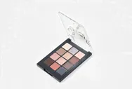 Vivienne Sabo Палетка теней Eyeshadow Palette "Surnaturel" (12 тонов)