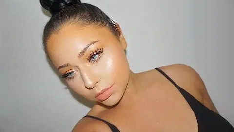 TRYING CHEAP UNKNOWN MAKEUP | Full Face Tutorial