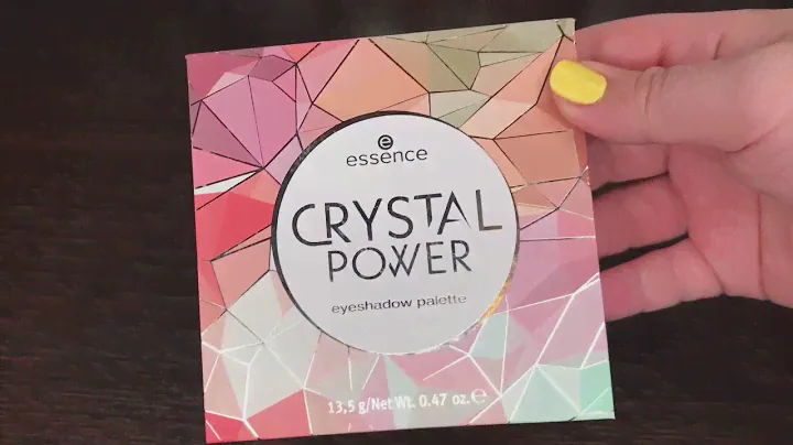 Essence Crystal Power eyeshadow palette. Тени Essence. Новая палетка Essence Crystal Power.